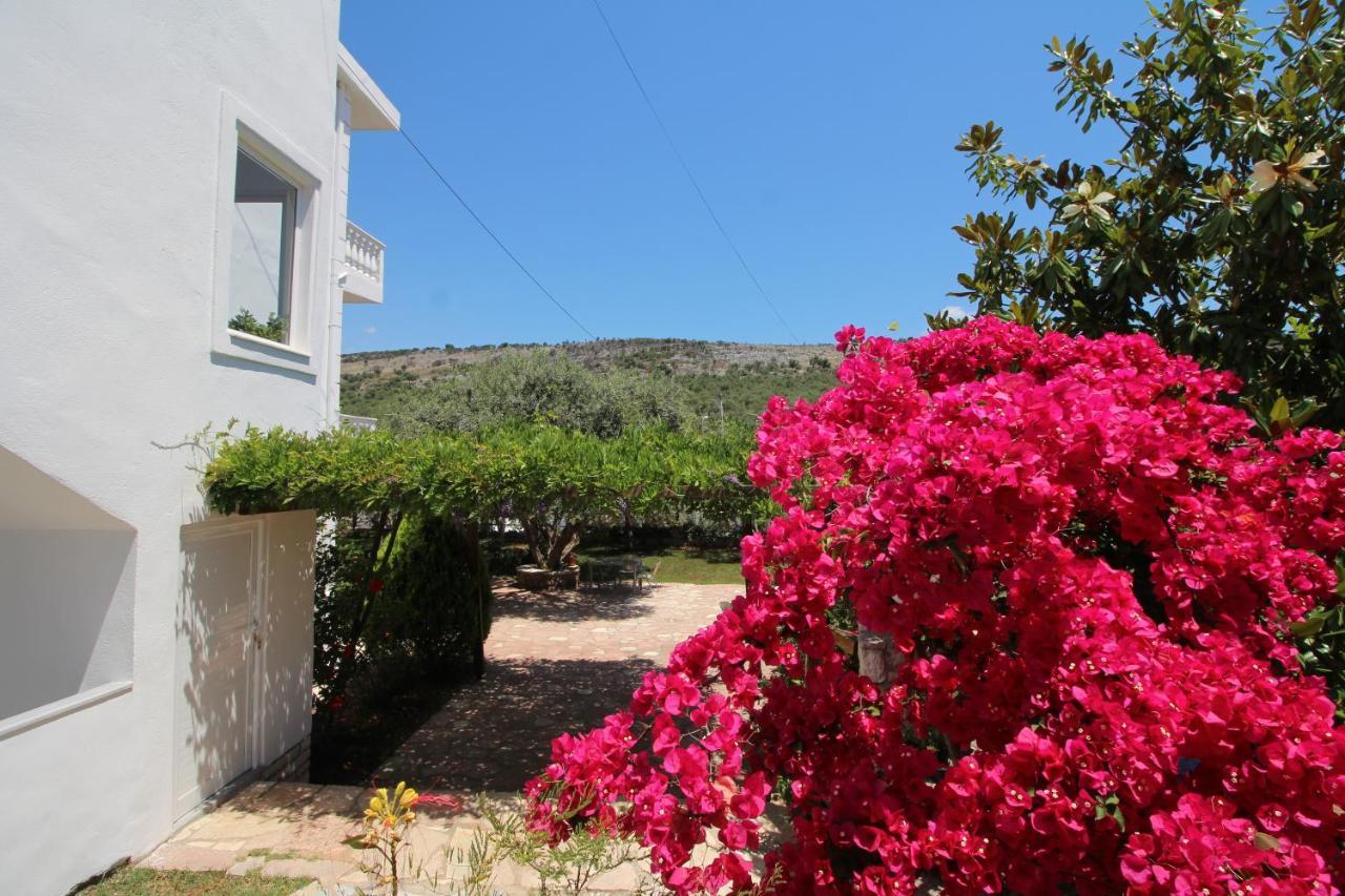 Hotel Villa Ambra Ksamil Exterior photo